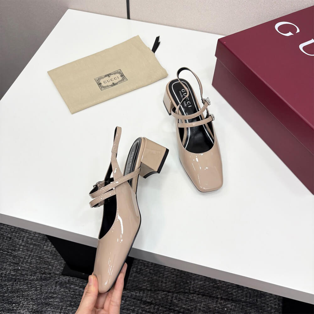 Gucci Women s pump with Double G