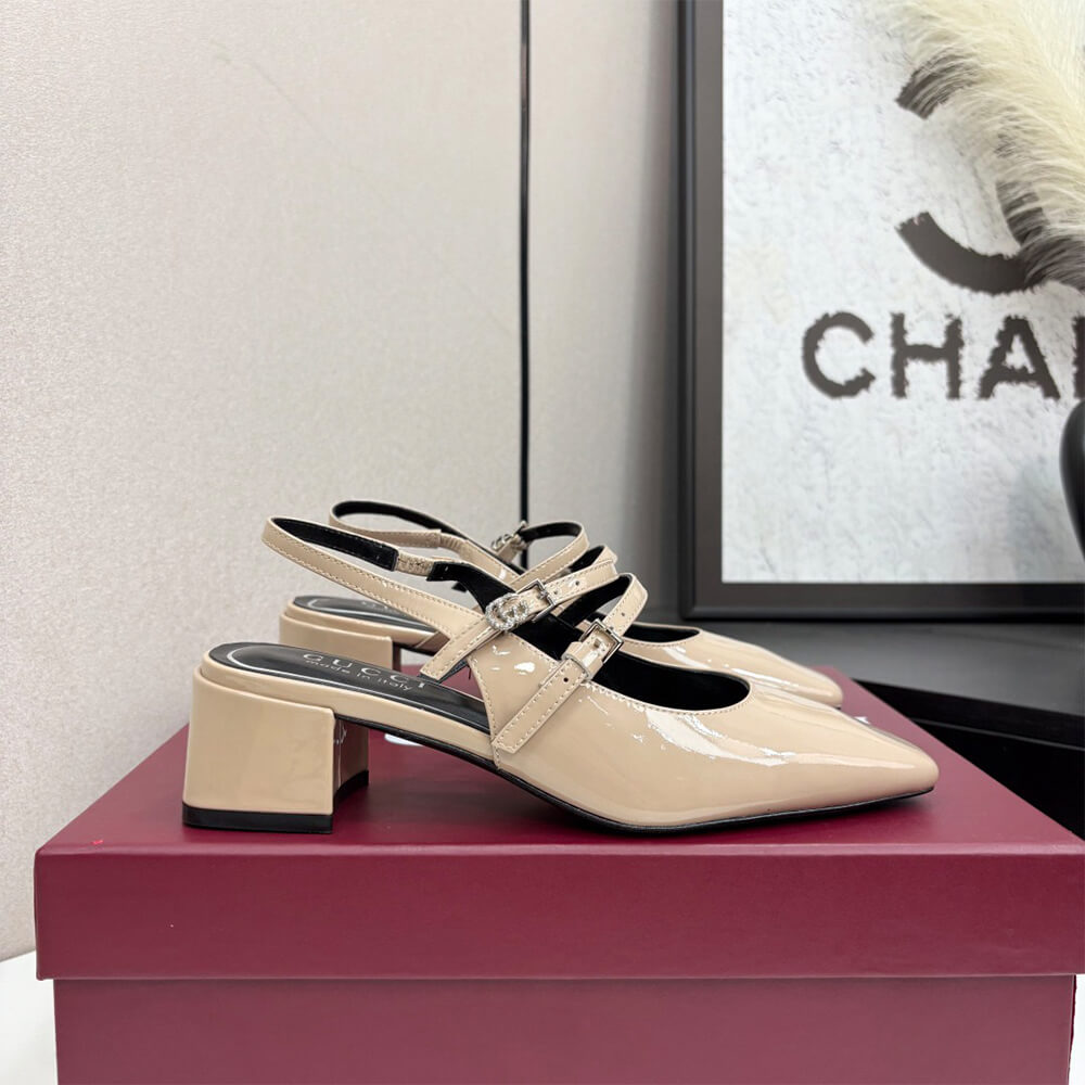 Gucci Women s pump with Double G