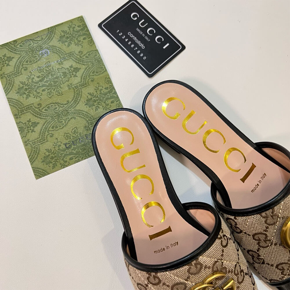 GUCCI Jolie GG Canvas Slides