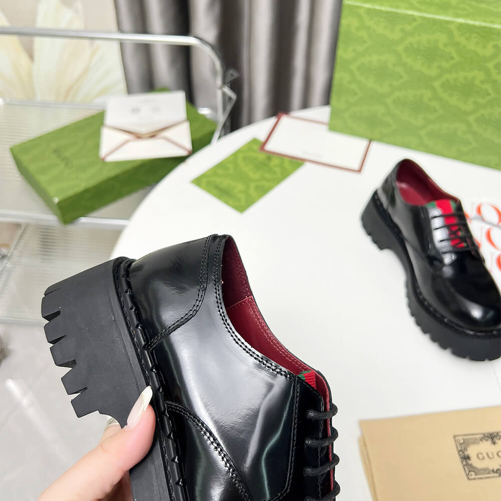 Gucci Women s lace-up with Web