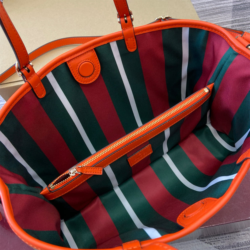 GG Emblem medium tote bag