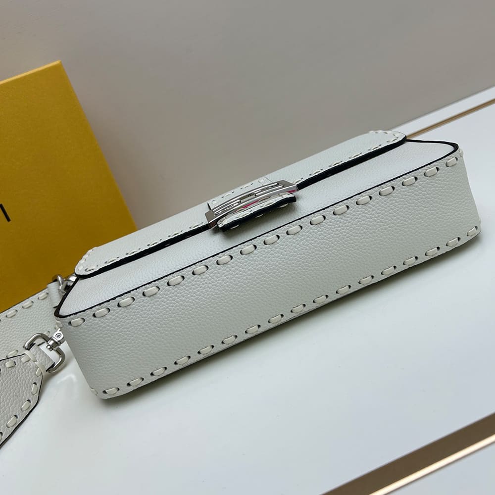 Fendi Baguette
