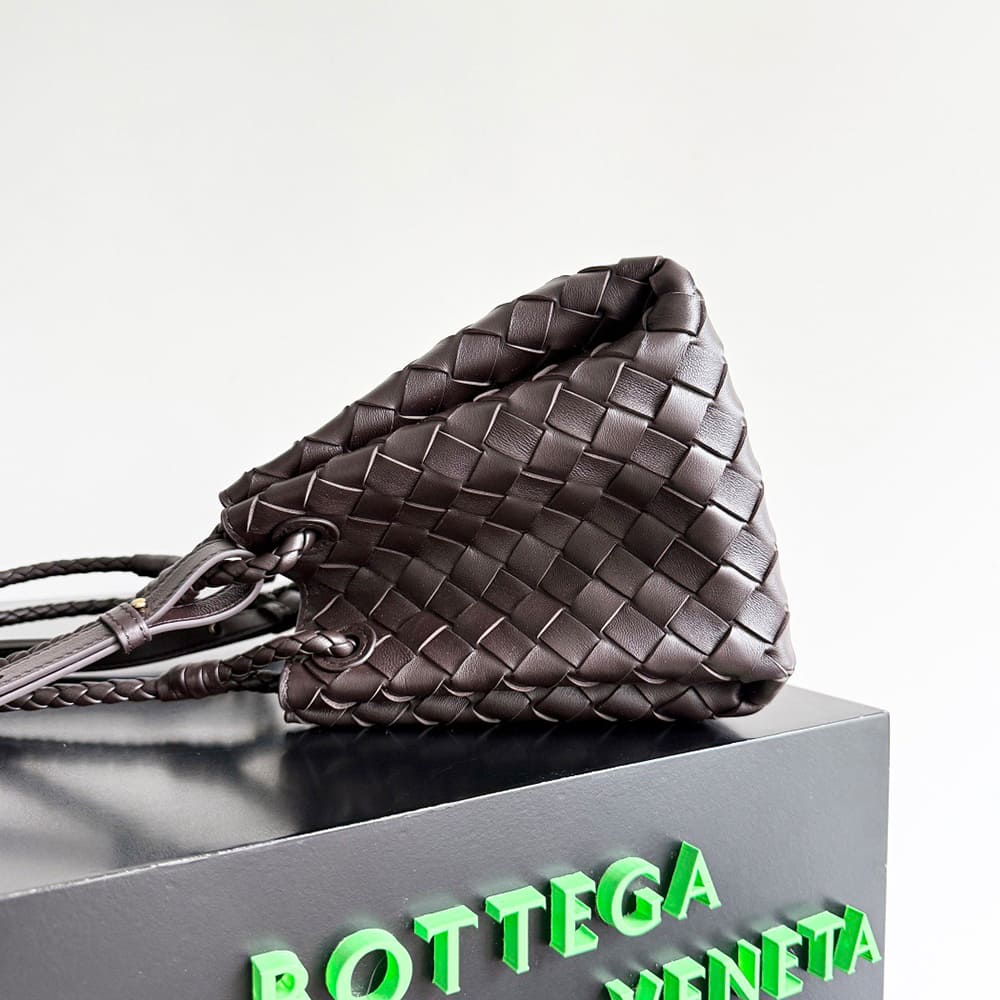 Bottega Veneta Medium Parachute(HIGH-END GRADE)