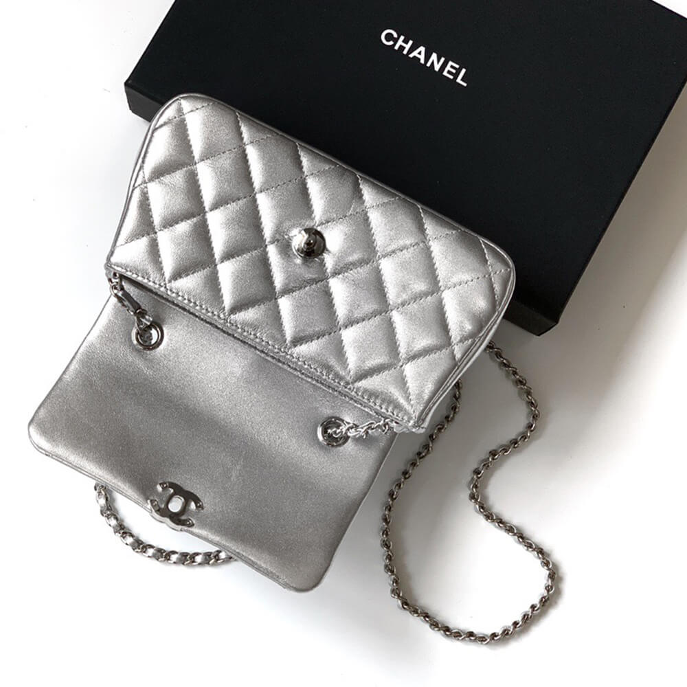 Chanel FLAP PHONE HOLDER WITH CHAIN(HIGH-END GRADE)
