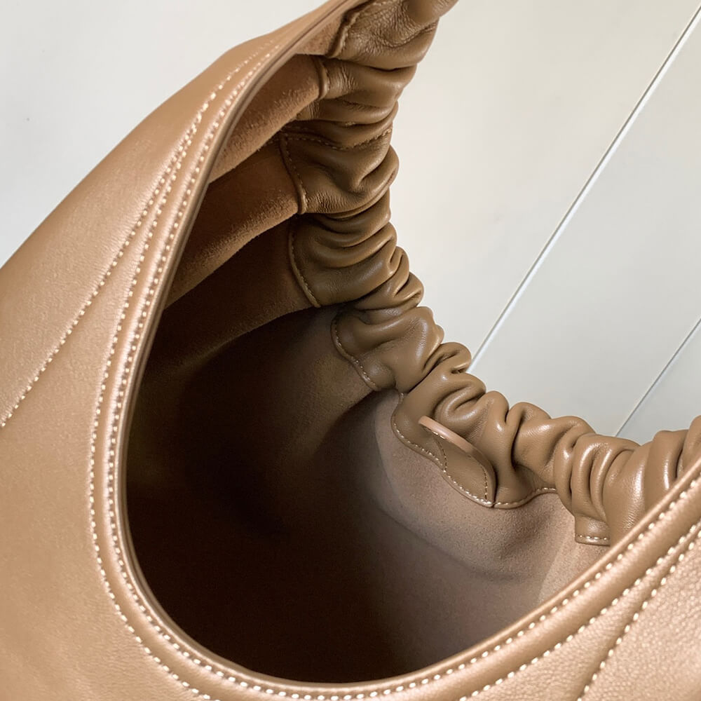 Loewe Medium Squeeze bag in nappa lambskin